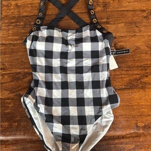 La Blanca Black and White Gingham Tummy Control One-Piece Swimsuit NWT